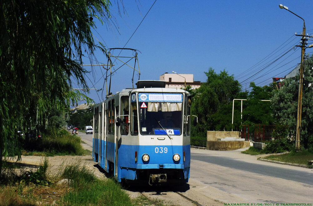 Tramvaj v Jevpatoriji. Plány na pořízení nového vozového parku se objevily již dříve (viz zde), ale nedočkaly se realizace. (foto: Krymology.info)