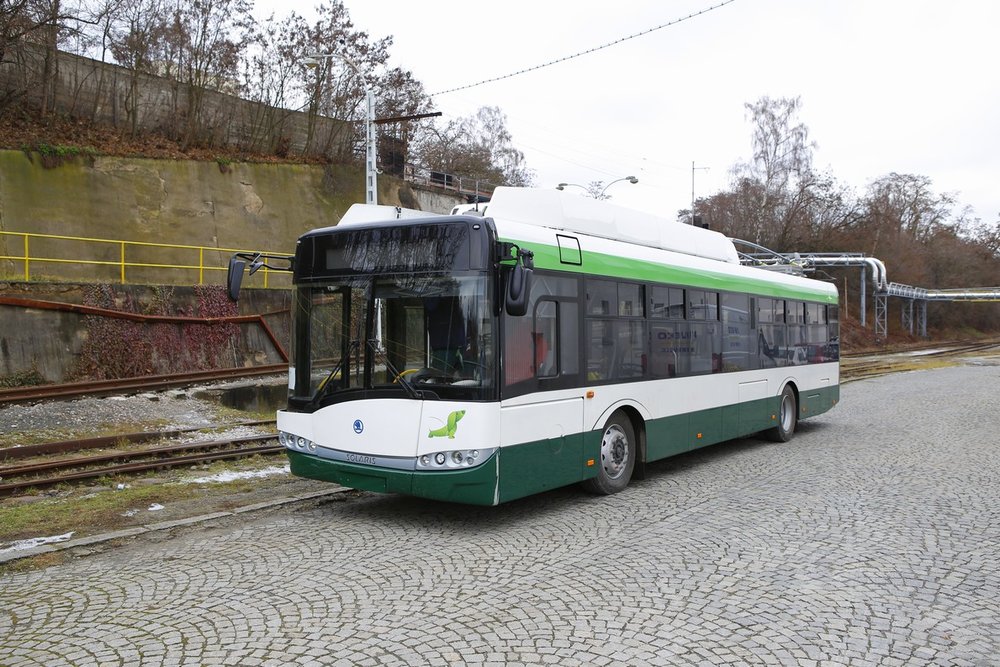 Trolejbus Škoda 26 Tr pro Plzeň v areálu Škody Electric v Doudlevcích. (foto: Škoda Electric)