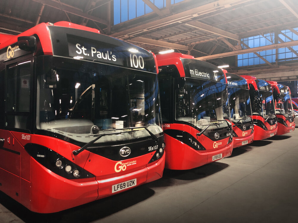 V Londýně je dnes provozováno přes 200 elektrobusů. 100 z toho připadá na typ Enviro200EV ve službách Go Ahead. (foto: ADL)
