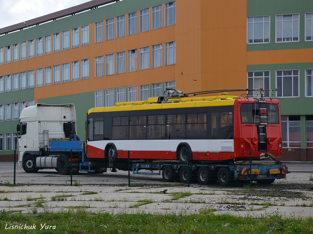 Trolejbus BKM-321 po příjezdu do Lucku. (foto: Jurij Lisničuk)