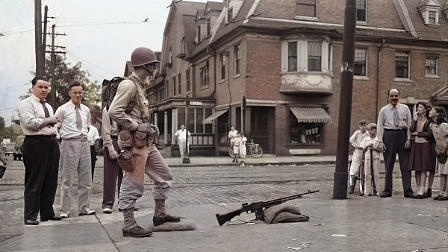 Vojáci museli také hlídat klid v ulicích. Celkem jich mělo být ve Filadelfii
5 000, podle jiných zdrojů dokonce 8000. (zdroj: hiddencityphi.org)