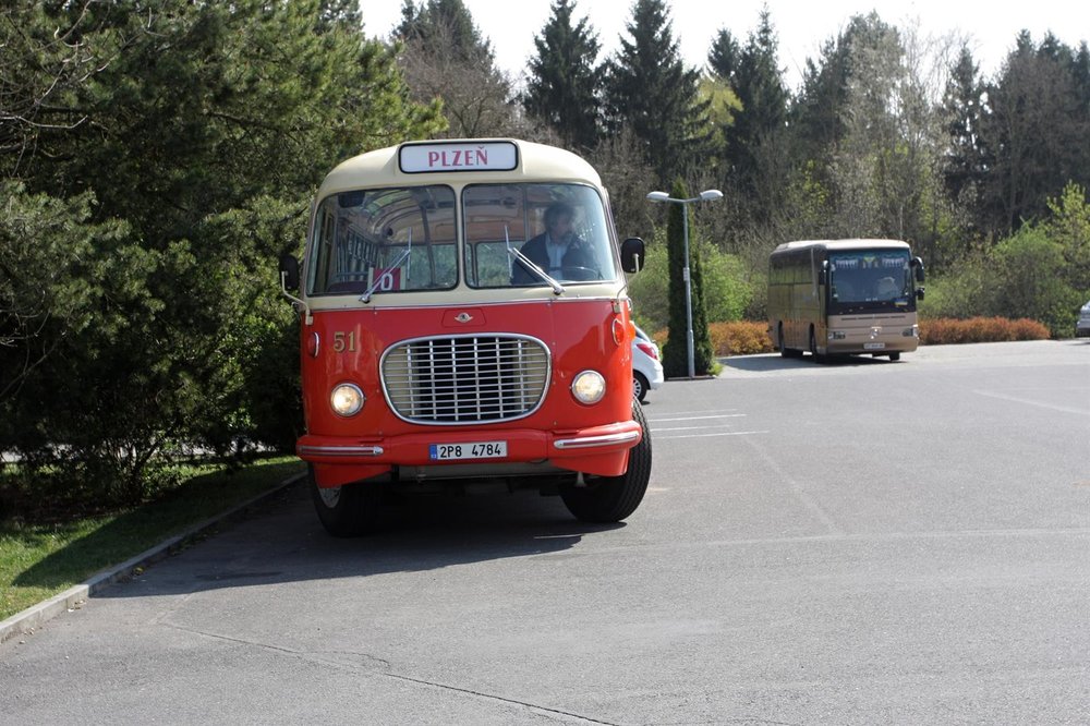Ke konferenci patří tradičně také historická vozidla PMDP, kterými se mohou účastníci v rámci doprovodného programu projet, případně si je alespoň prohlédnout. (foto: PMDP)