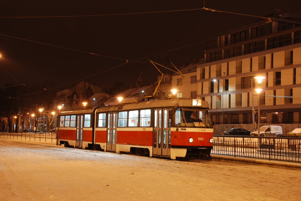 Nárůst nákladů na zimní provoz v porovnání s loňským rokem zřejmě zaznamenají letos všichni dopravci. (foto: Libor Hinčica)
