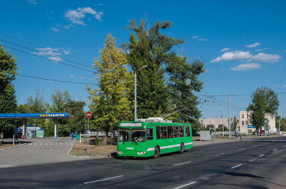 Charkovský trolejbus ZiU-682G-016.02 dne 22. 8. 2018 na Moskevském prospektu. (foto: Levis)