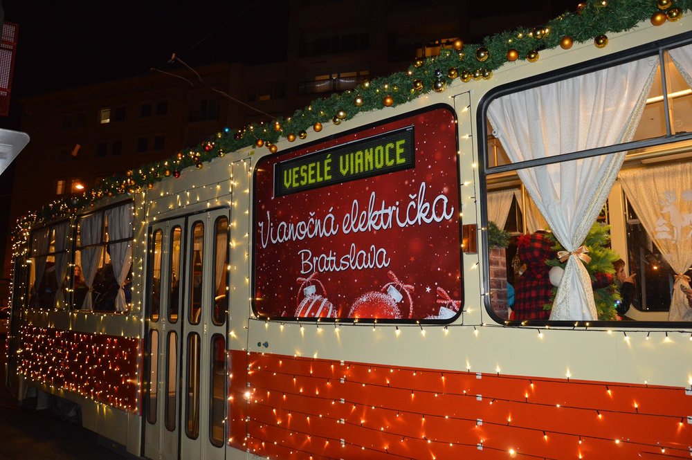 ....ktorý je z vonka takto zamaskovaný. (foto: -Volod-)