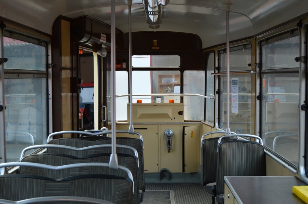 Pohled na zadní plošinu vozidla, jež sloužilo pro potřeby autoškoly. (foto: Zdeněk Mazánek)