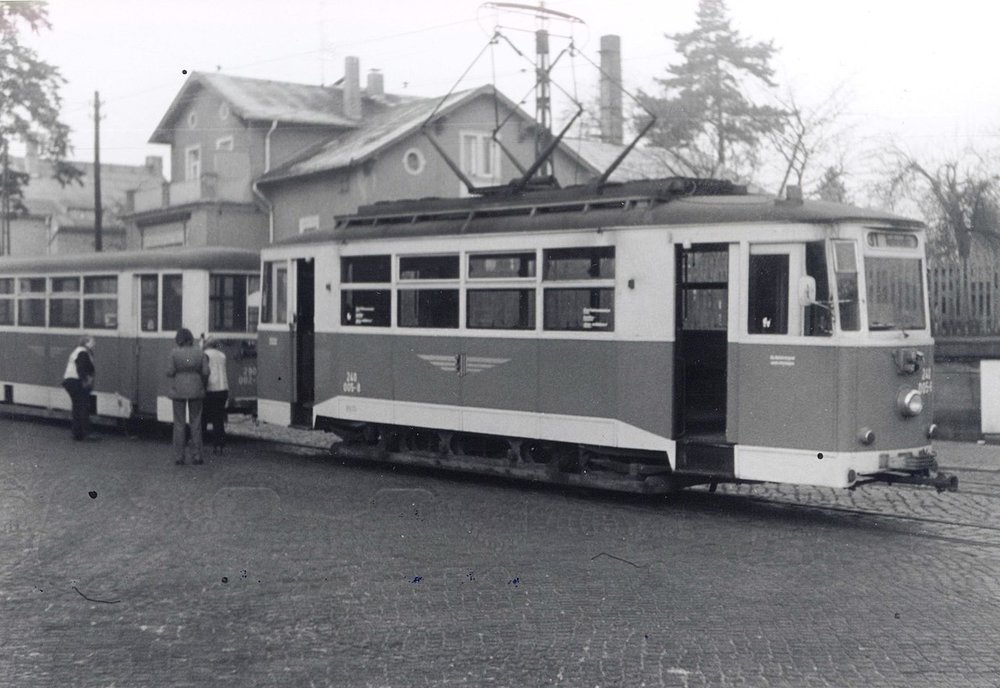 Na Lockwitztalbahn sloužily také motorové vozy převzaté z Erfurtu. Část z nich byla poté předána do nedalekého Bad Schandau. (zdroj: Wikipedia.org)