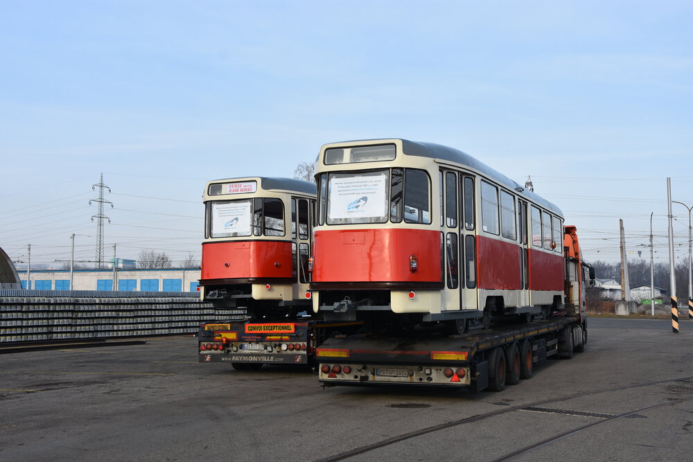 Vyčkávání na odjezd. (foto: Libor Hinčica)