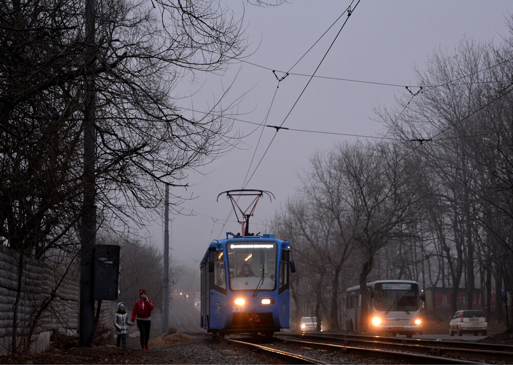 Tramvaj na ulici Borisenko dne 25. 3. 2020.