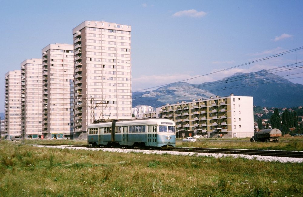 Poslední tramvaje PCC byly vyřazeny v Srajevu z provozu až v roce 1984. Unikátní článková tramvaj se do dnešních dnů nedochovala žádná. (sbírka: Jan Čihák)
