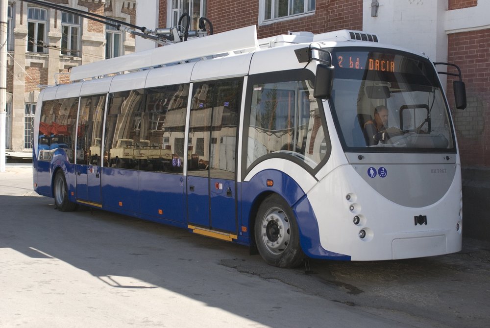 V roce 2014 byl vyroben 1 ks typu RTEC 624201M1. Je podobný běloruskému trolejbusu Vitovt. (foto: RTEC)