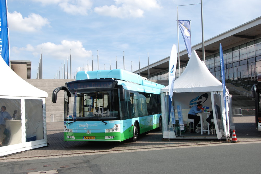 Autobus Solbus na stánku společnosti Ziehl-Abbeg. (foto: Libor Hinčica)