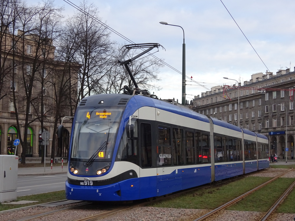Poslední nové tramvaje dodala do Krakova polská PESA. (zdroj: Wikipedia.org)