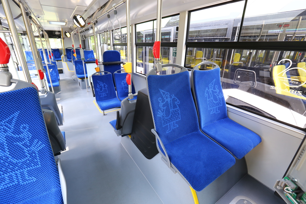 Pohled do interiéru vozu Solaris New Urbino 12 pro Krakov. (foto: Solaris Bus & Coach)