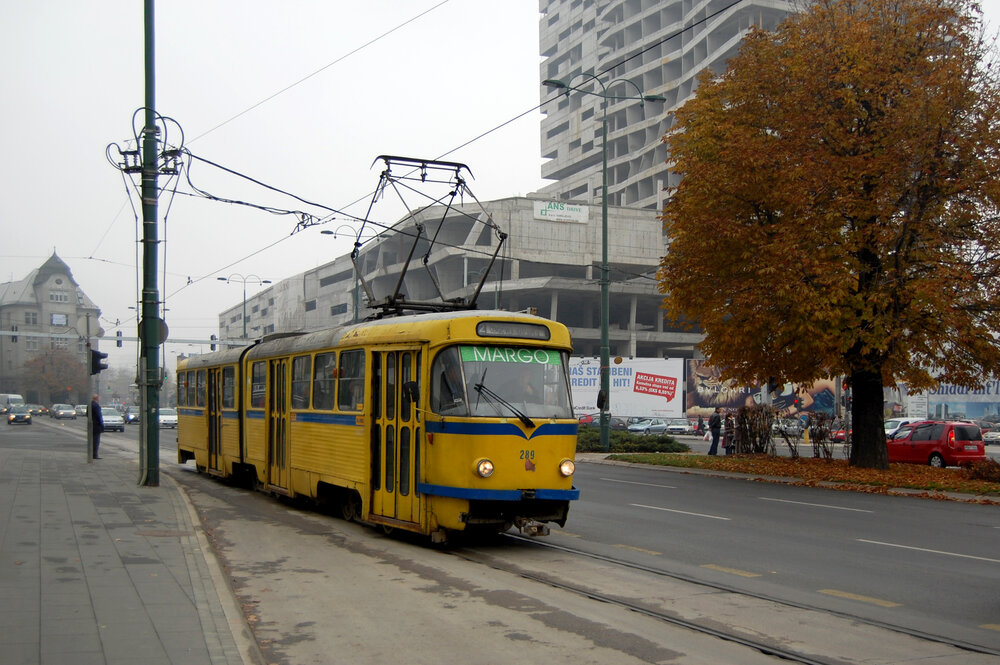 Tramvaj K2 v Sarajevu. (foto: Milan Suvajac; zdroj: Wikipedia.org)