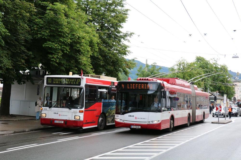 Ve vozovém parku byly nejstarší vysokopodlažní trolejbusy nahrazovány v posledních letech nízkopodlažními vozy Solaris Trollino 18 AC. (foto: Mattis Schindler)