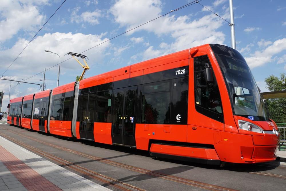 Obojsmerný voz Škoda 30T za