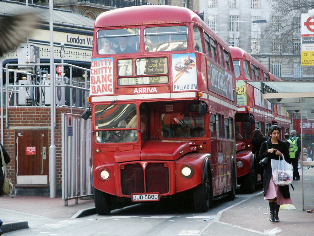 Bezpochyby největším provozovatelm Routemasterů byl Londýn. Z téměř 2 900 autobusů jich provozoval 2 647. (zdroj: Wikipedia.org)