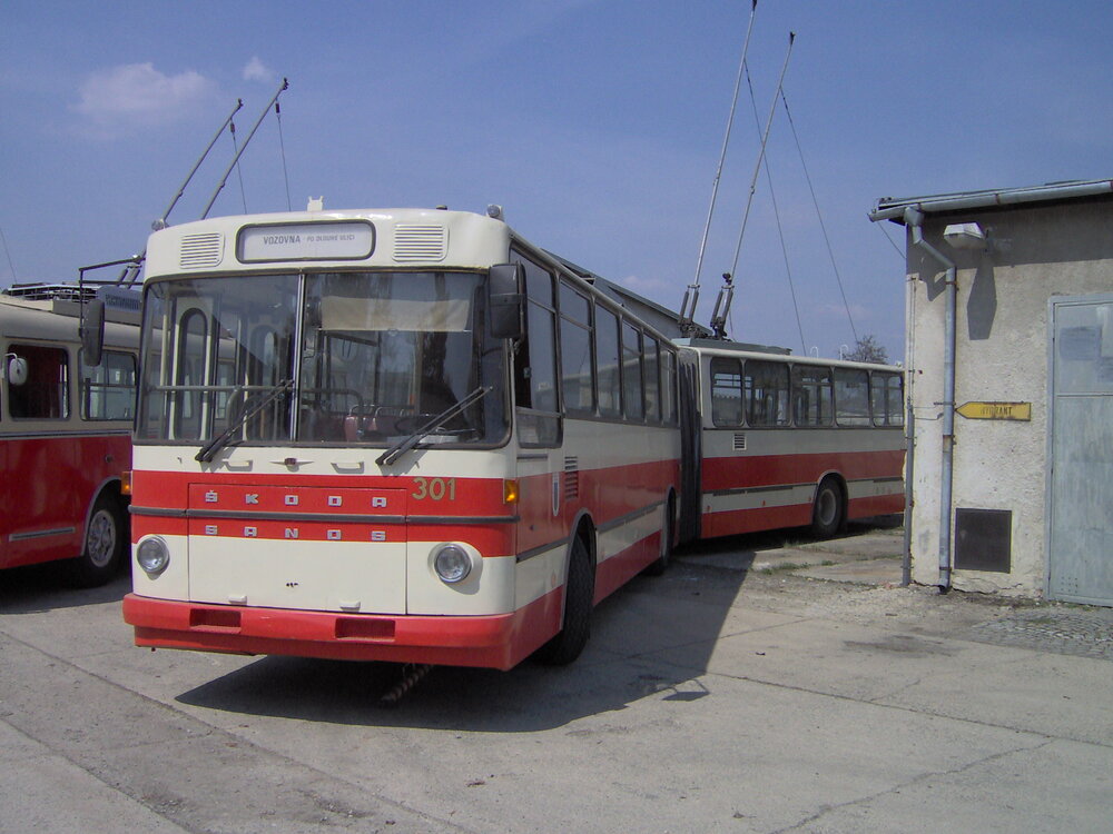 Prototyp trolejbusu Škoda-Sanos, jenž se nyní vrátil do Zlína. (zdroj: Wikipedia.org)