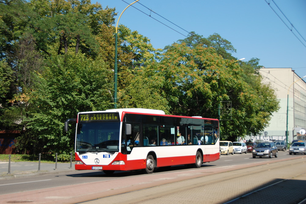 Jednou z úspěšných firem v tendru pro Sosnowiec je i EvoBus, který už v minulosti autobusy do Sosnowce dodával. Nyní by měl dodat do města i deset vozů Conecto G. (foto: Libor Hinčica)