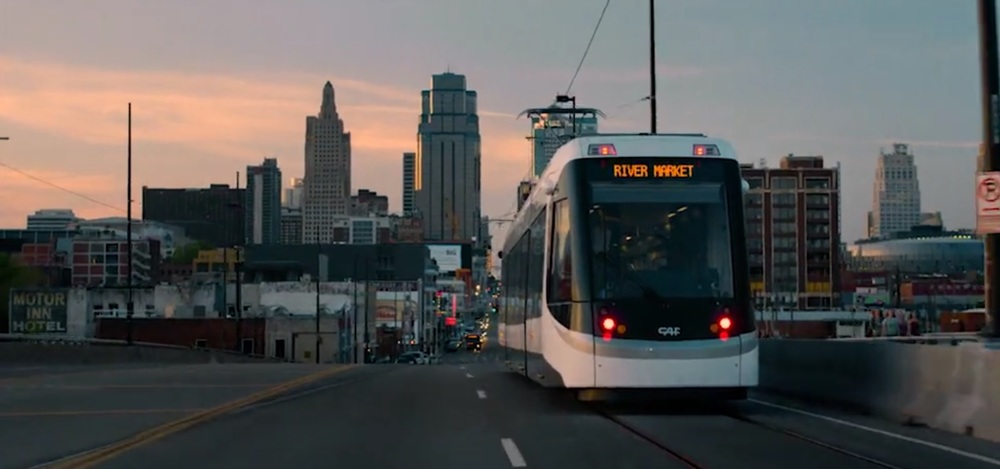 Tramvaj CAF Urbos 3 v americkém Kansas City. (zdroj: KC Streetcar)