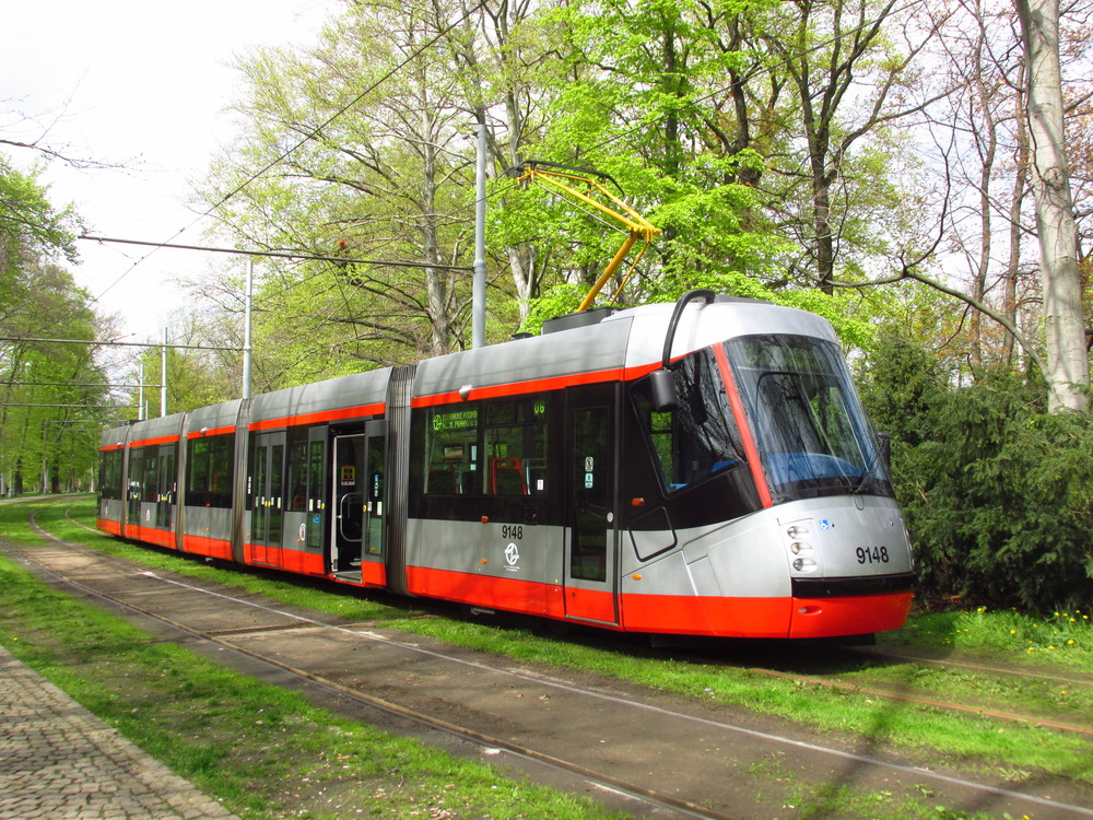 První upravený vůz škoda 14 T. (foto: Ing. Filip Jiřík) 