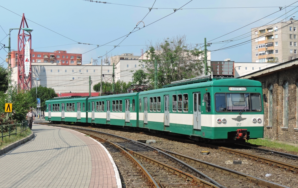 Důvodem k převzetí příměstské železnice BHÉV do rukou MÁV je možnost financování nových jednotek skrze fondy EU: (foto: Daniel Košťál)