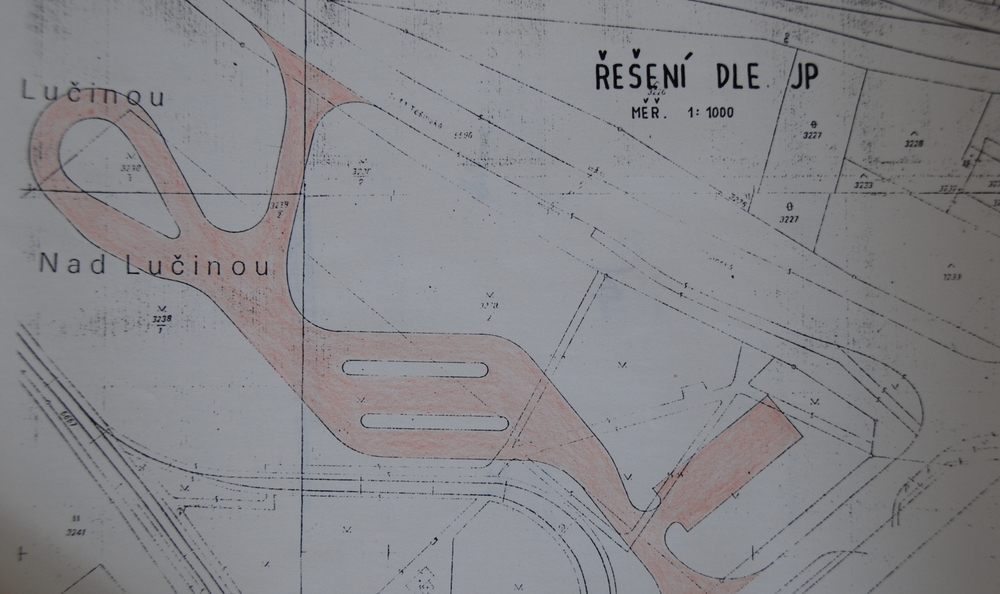 Návrh terminálu z roku 1991. S přesunem a rekonstrukcí tramvajové smyčky se v té době vůbec nepočítalo. (sbírka: Libor Hinčica)