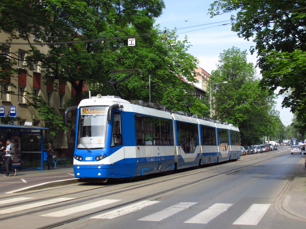 Tramvaj 405N vznikla jen ve formě jediného prototypu pro Kraków, přestože se očekávalo, že výroba bude pokračovat. Fakticky vzato jde o prodlouženou verzi modelu PROTRAM 205 WRAS. (foto: Ing. Filip Jiřík)