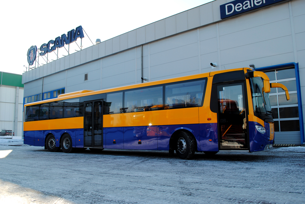 Autobus dosahuje délky 14,7 m. V jeho výbavě nechybí klimatizace salónu cestujících. (foto: Scania)