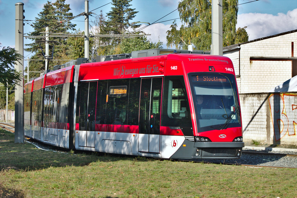Tramvaj Solaris Tramino z první série v Braunschweigu. (zdroj: Wikipedia.de)