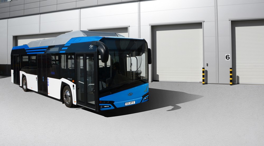 Autobus Solaris Urbino 12 electric na propagačním snímku výrobce. (foto: Solaris Bus & Coach)