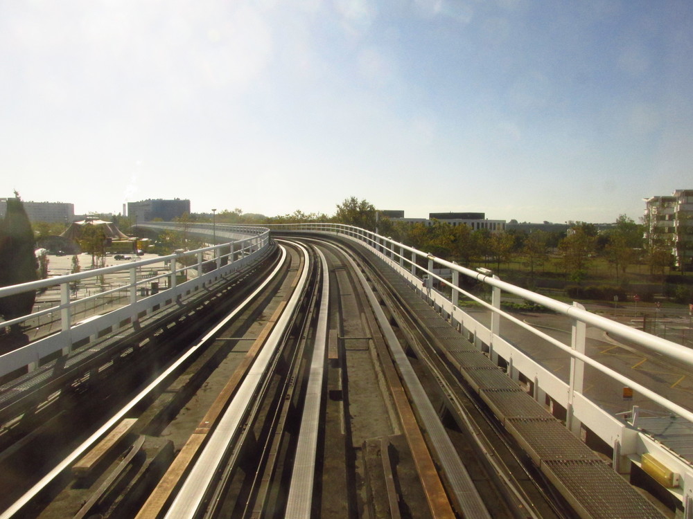 Pohled na řešení trati systému VAL. (foto: Ing. Filip Jiřík)
