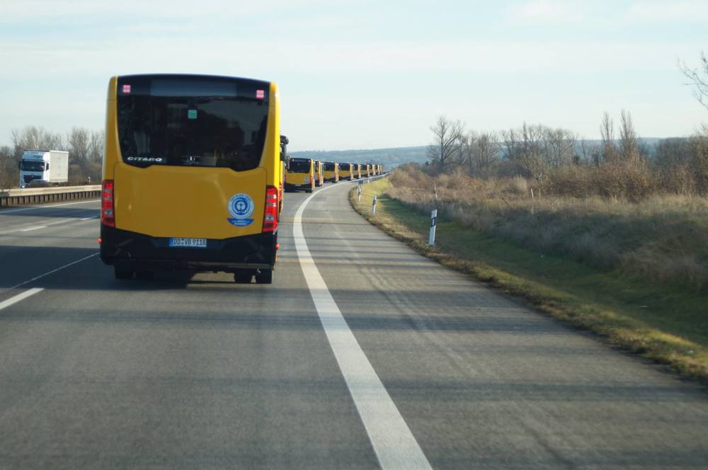 Nové přírůstky flotily DVB AG na dálnici směrem k Drážďanům. (foto: DVB AG)