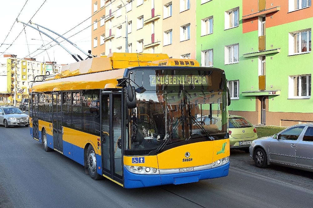 Dvojice nových trolejbusů pro Zlín bude odpovídat typu Škoda 26 Tr-Solaris. Navíc však bude vybavena bateriemi pro autonomní pojezd. (foto: Škoda Electric)