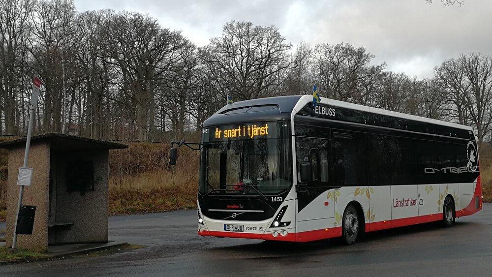 Dnes jezdí ve městě elektrobusy na lince číslo 17, která byla vnímána jako pilotní projekt nasazení elektrobusů. (zdroj: Wikipedia.org)