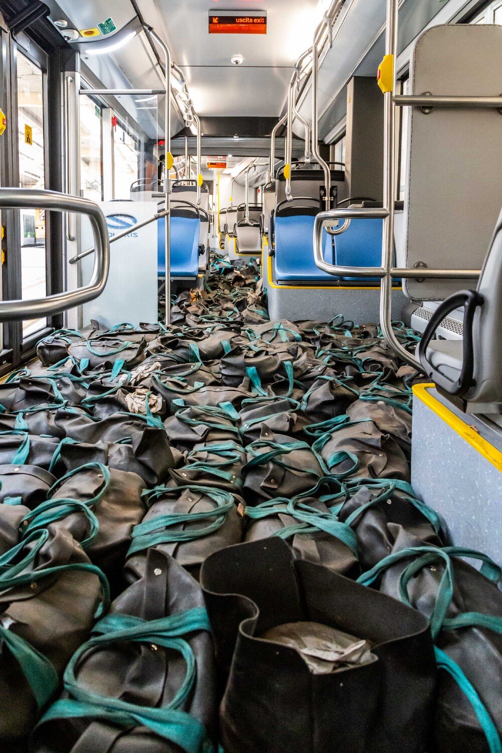 Stálými cestujícími posledních měsíců byly v Trollinech žoky písku. (foto: Stefano Corrada)