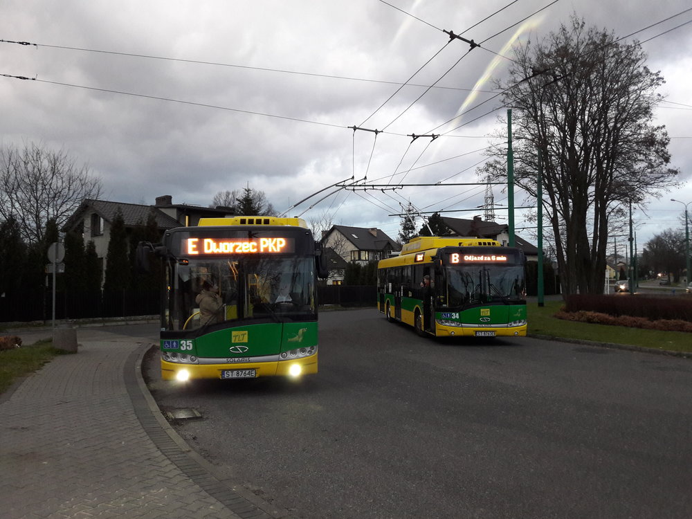 Konečná Paprocany Pętla dne 14. 12. 2017 (foto: Vít Hinčica)