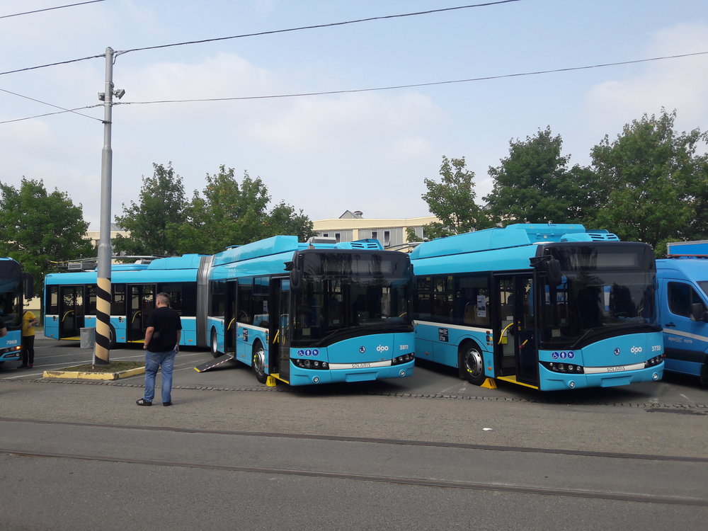 Nové trolejbusy byly v Martinově také. 