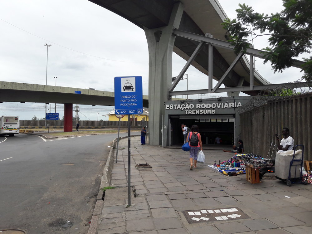  Koncový úsek od předposlední stanice při autobusovém nádraží k výchozí stanici Mercado.  