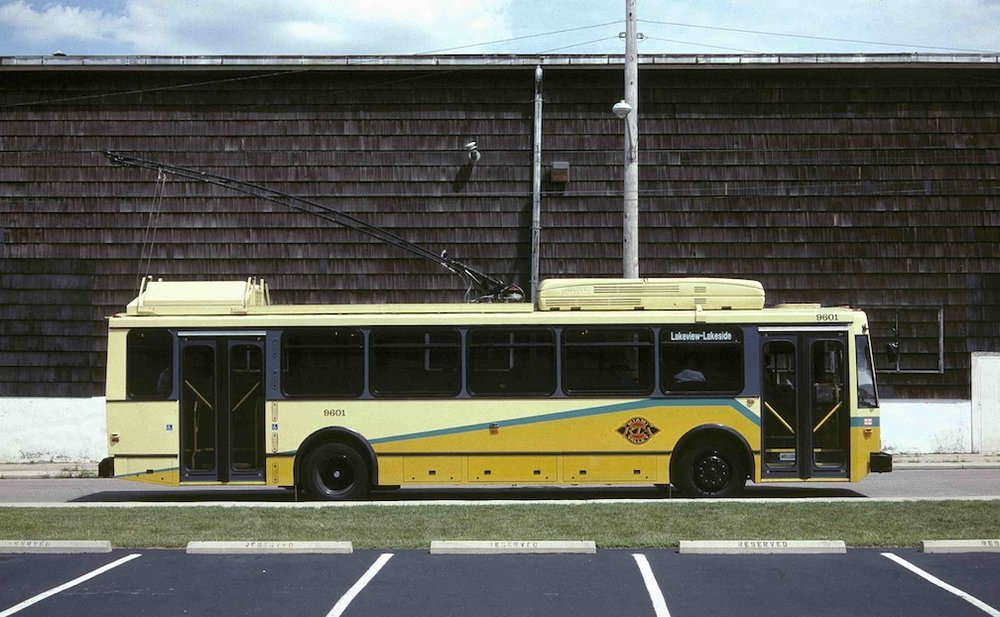 Trolejbus Škoda 14 TrE na propagačním snímku výrobce. (zdroj: Wikipedia.org)