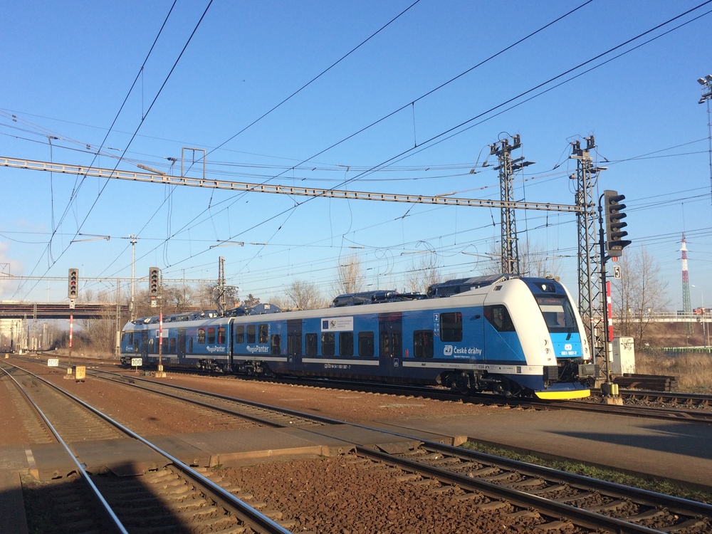 Moravskoslezský kraj má k dispozici dvě jednotky řady 650 RegioPanter pro obsluhu linky S4 k Letišti Leoše Janáčka. (foto: Libor Hinčica)