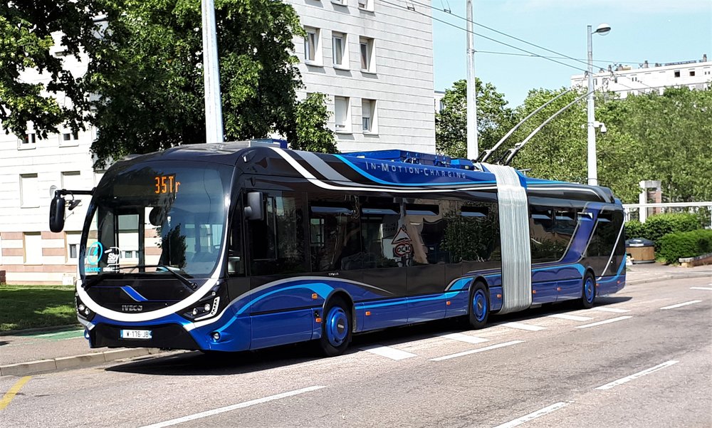 Trolejbus Škoda 35 Tr/Iveco Crealis během zkoušek v Nancy. (foto: Iveco Bus)