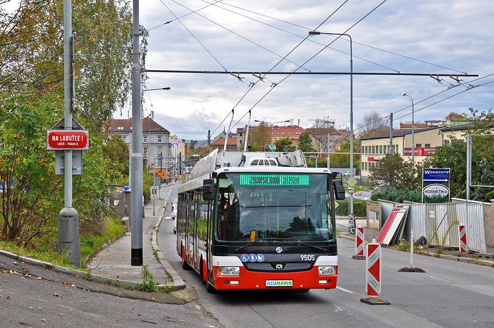 Již s pražským ev. č. 9505 během zkoušek 11. 10. 2017. (foto: Ing. Petr Malinovský)