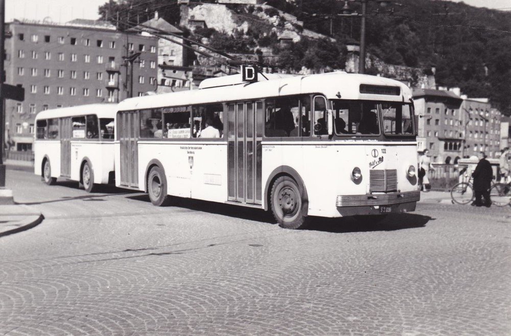 Trolejbus typu EO 1 v Salzburgu. (sbírka: Gunter Mackinger)