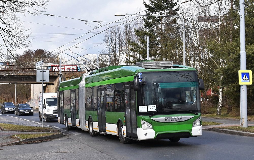 Prototyp trolejbusu Škoda 35 Tr během zkoušek v Plzni. (foto: Zdeněk Kresa)