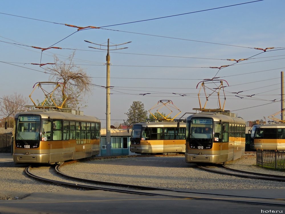 Na smyčce u nádraží. (foto: Kirill Markin)