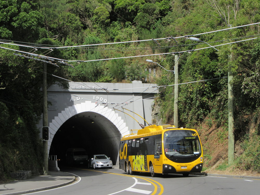 Trolejbusy ve Wellingtonu jsou již minulostí. Dojezdily na konci října 2017. (foto: Gunter Mackinger)