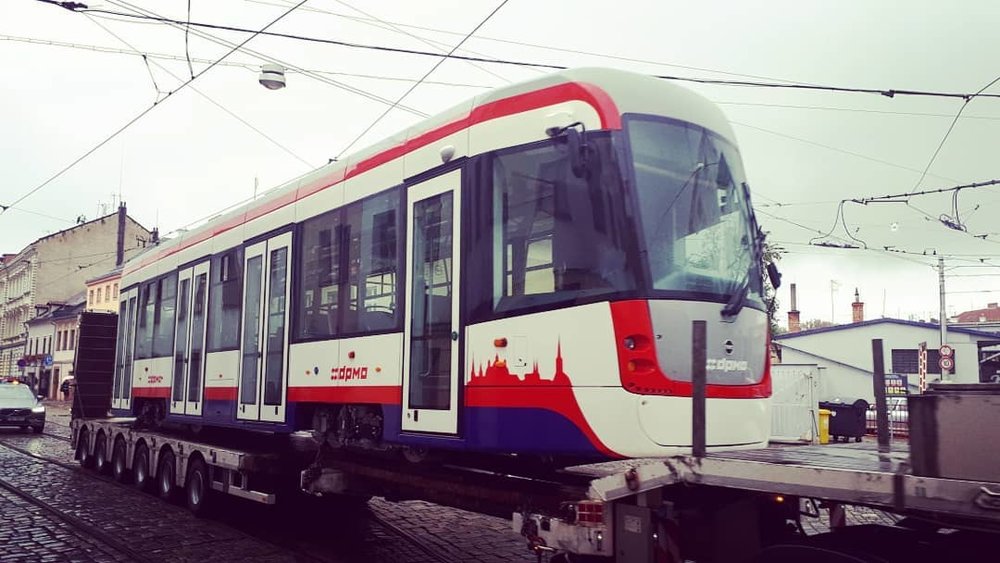 Příjezd prvního vozu EVO1 do Olomouce. (foto: DPMO)