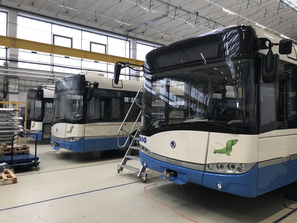 Výroba trolejbusů v plzeňské Škodovce. (foto: DPCHJ)